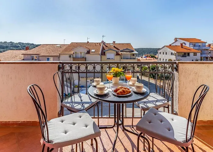 Apartment Green Pula Pula