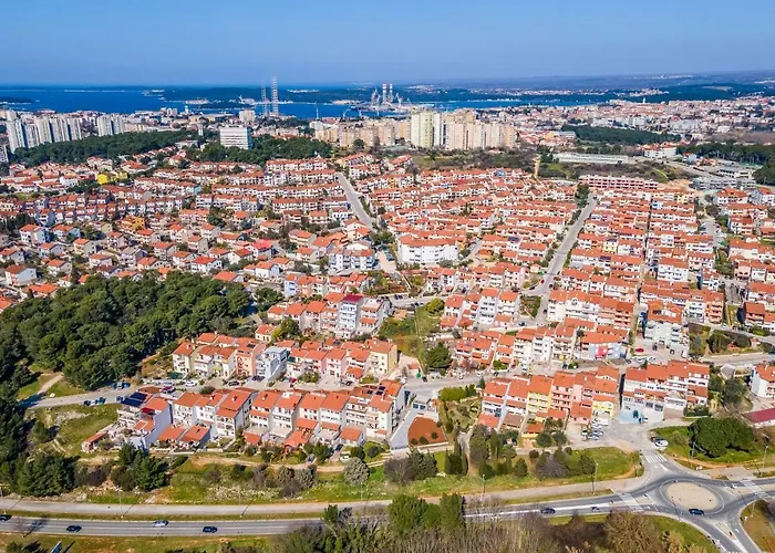 Apartment Green Pula Pula